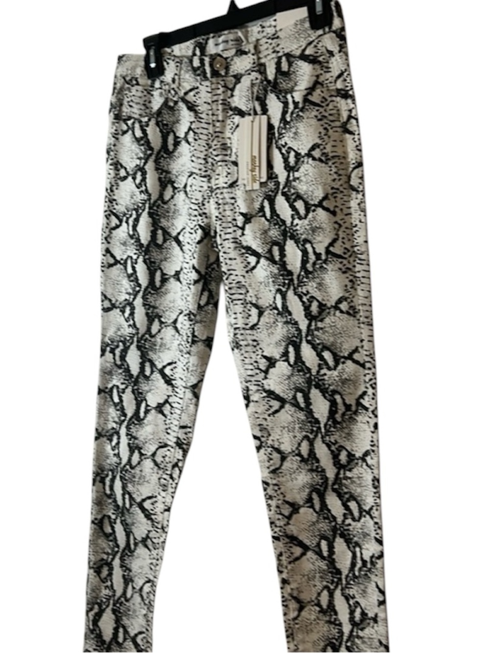 NWT Monkey Ride Jean White and Gray Snake Pants Size 11 Juniors
